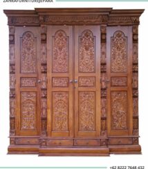 Premium Sheesham Wood Wardrobe Saharanpur