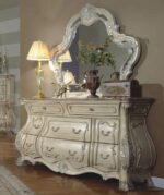 Modern Saharanpur Dressing Furniture